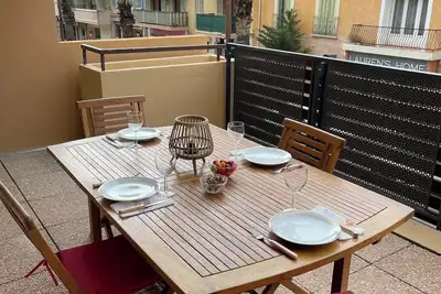 Image de Appartement situé au centre sainte maxime avec garage