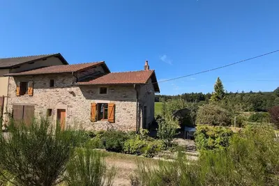 Image de Gîte paisible avec jardin et possibilité d'animaux à Gruey-lès-Surance