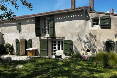 Image de Villa authentique dans un village préservé