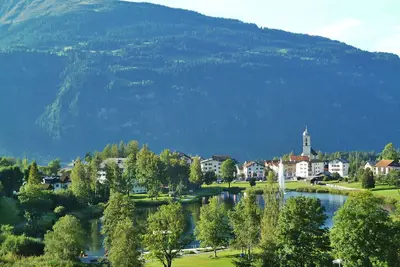 Image de Bel appartement avec piscine, Wifi, Tv, balcon, animaux admis, vue panoramique et parking