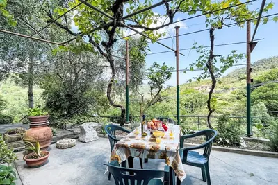 Image de Magnifique maison de vacances privée avec Wifi, terrasse, animaux admis, vue panoramique, parking