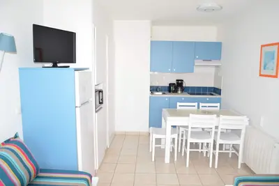 Image de Appartement Rez de Jardin avec terrasse Vue Mer et piscine