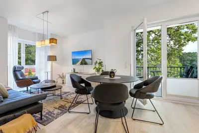 Image de Welcome to the vacation apartment 0558-Eichenkrone in the Bernsteinquartier Kölpinsee!