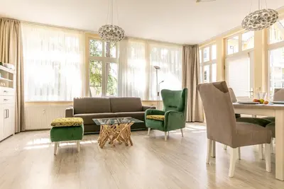 Image de Welcome to the Waterfront Captain`s House 1. 2.