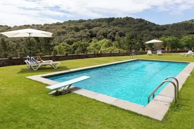 Image de Charmante villa méditerranéenne avec piscine près de Barcelone