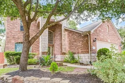 Image de Elegant 4br Retreat in The Woodlands – Spacious Home with backyard