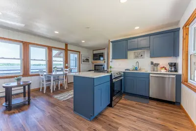 Image de Sandy Point Resort Suit, amazing 365 Lakeview