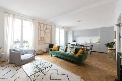 Boulevard Saint-Martin by onefinestay