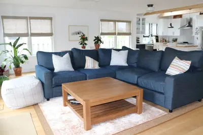 Image de Charming 4-bedroom house, walking distance to private beach in welcoming Montauk