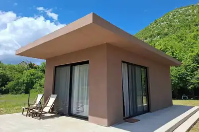Image de Off grid studio home in valley of Dragalj in highlands of Boka Kotorska Bay