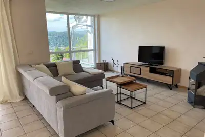 Image de Spacious vacation apartment with panoramic view