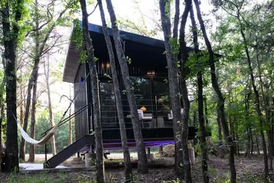 Image de Wooded Romantic Cabin near Lbj Grasslands - Book 1 or All 4 Cabins