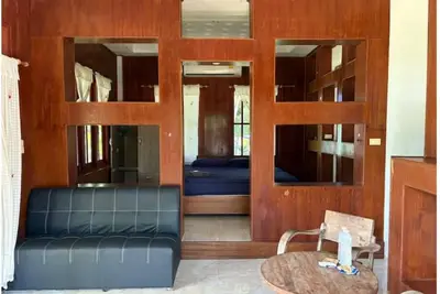 Image de Tropical Wooden House