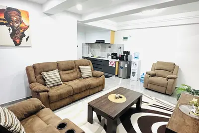 Image de Cosy 1-bedroom apartment with fitness room and WiFi in vibrant Nairobi