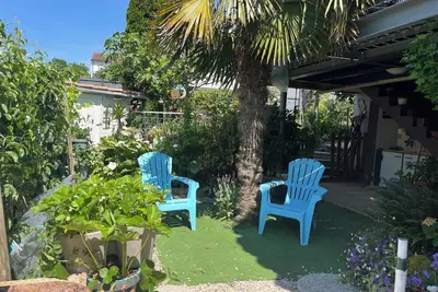 Image de Rdc de maison avec jardin et barbecue; 900m plage