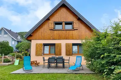 Image de Scandi - Chalet cosy 3 chambres avec jardin clôturé – Proche Route des Vins