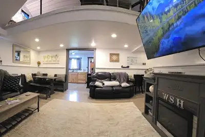 Image de Whitefish Stage Hideaway~\n~Gateway To Glacier\n100-5 Star Vacation Rental Reviews