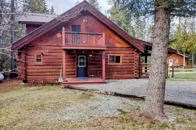Image de Cozy 3-bedroom Mountain cabin with WiFi, Ac between Whitefish and Columbia Falls