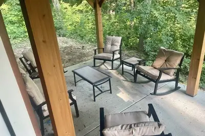 Image de Cozy cabin with Ac and WiFi in charming Anamosa