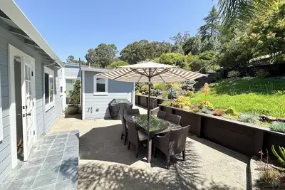 Image de Spacious 4-bedroom house in San Rafael with a beautiful backyard and nice view.
