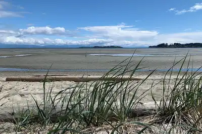 Image de Parksville ocean & beach, pool one bedroom