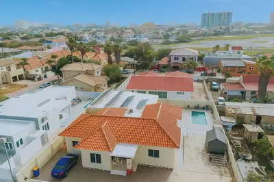Image de Pool Home Near Palm Beach Plaza – Sleeps 13