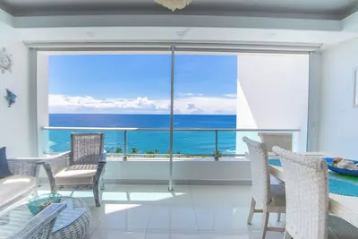Image de Luxury beach front 11 floor+2b+WiFi+check in 24hrs