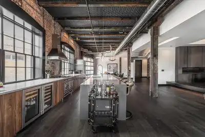 Image de 3-bedroom Luxury Lifestyle Townhome, walkable to Mass Ave with Parking