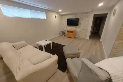 Image de Enjoyable bungalow basement with WiFi in Edmonton