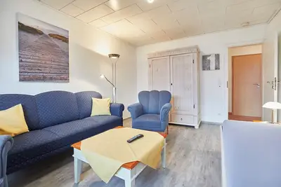 Image de Bright and cozy vacation apartment close to the main beach.