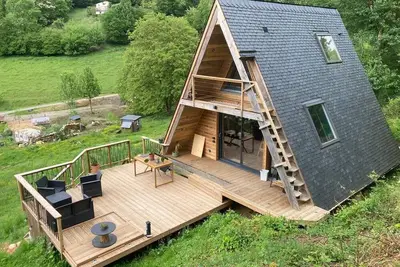 Image de La maison en A\nChalet chaleureux et atypique au coeur des montagnes ariégeoise