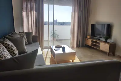 Charming 1-bedroom apartment in welcoming Hiboun with WiFi, Ac