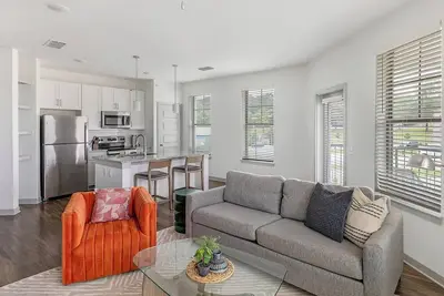 Image de Landing | Incredible 2bd, Pool, Clubhouse