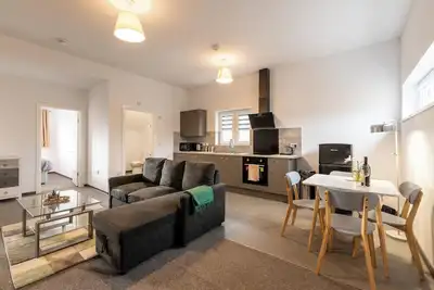 Image de The Eldern - Spacious, Netflix, free Parking, close to A1