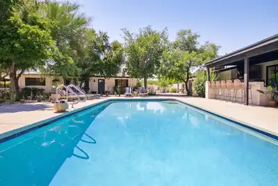 Image de Scottsdale Luxury Mega Compound | Heated Pools