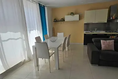 Image de 3-Bedroom Apartment with Front Sea View, 200 sqm