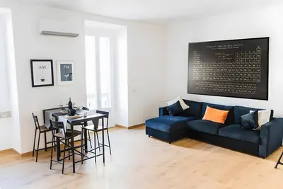 Image de Appartement 'De Gasperi' avec balcon, Wi-Fi et climatisation