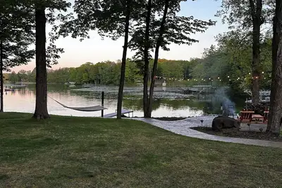 Image de Pet-Friendly Lakeside Cabin near Birchwood, Wi