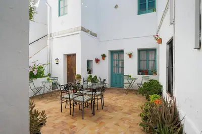 Image de Appartement \"Lucero\" avec jardin partagé, Wi-Fi et climatisation