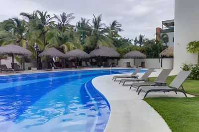 Image de Nitta Condo 109 by Del Mar