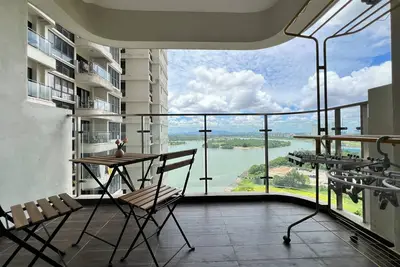 Image de Danga Bay Country Garden 2r2b 4pax Seaview balcony room near Ciq by WeHome