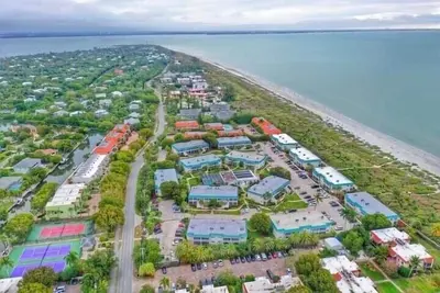Image de Unit C2 - Beachfront