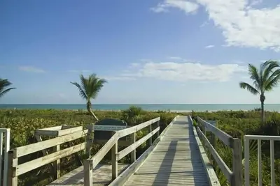 Image de Unit C6 - Beachfront