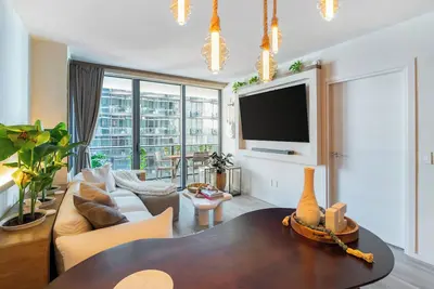 Image de Luxury Brickell Condo / Organic Modern at Sls Lux