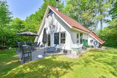 Image de Superbe maison à Exloo avec WiFi