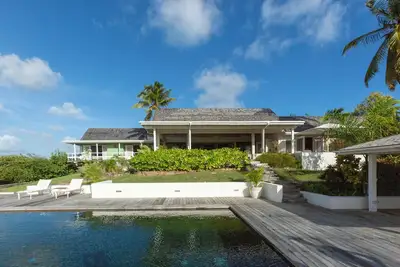 Image de Pigeon Beach Estate House - Luxury House