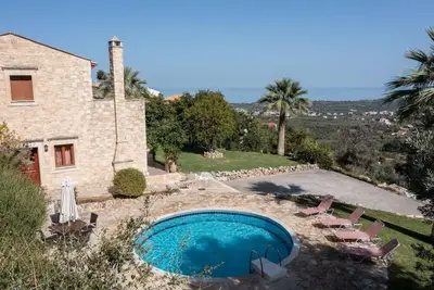 Image de Villa Top Hill - Trois Chambres Villa, Couchages 6