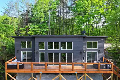 Image de Charming New modern 3-bedroom cabin near Gatlinburg, Smokies. Hot tub. Sleeps 8