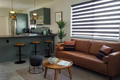 Image de Modern 2-bedroom Miami home with Garden, WiFi & Ac