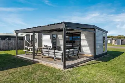 Image de Base by the Beach Waiotahe